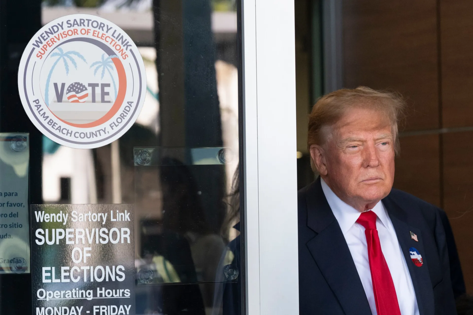 Трамп: контакт Вэнса с Ираном касался помощи, а не переговоров
