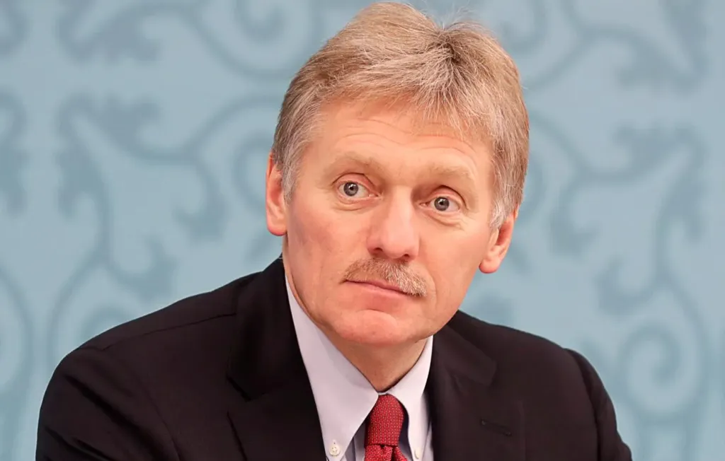 Песков назвал странной атаку БПЛА на Москву в день саммита