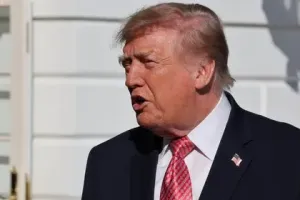 Трамп заявил, что Зеленский мог бы спасти миллион украинцев