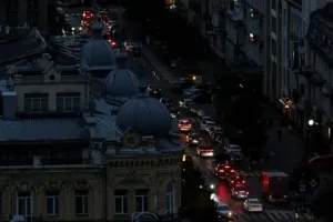 Украинцы массово уезжают из страны из-за проблем с энергетикой