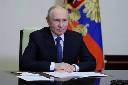 Источник: разговор Путина и Макрона в июле не дал результатов
