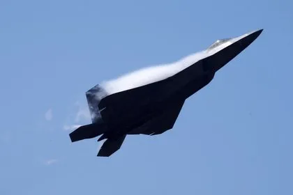 F-22 впервые в Неваде управлял беспилотником FQ-44